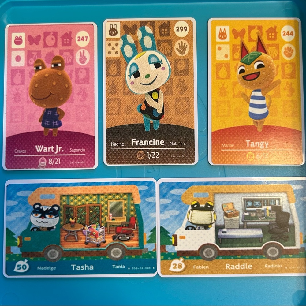 Animal Crossing Kids Amiibo Cards - Blue, Pink, Yellow, Brown